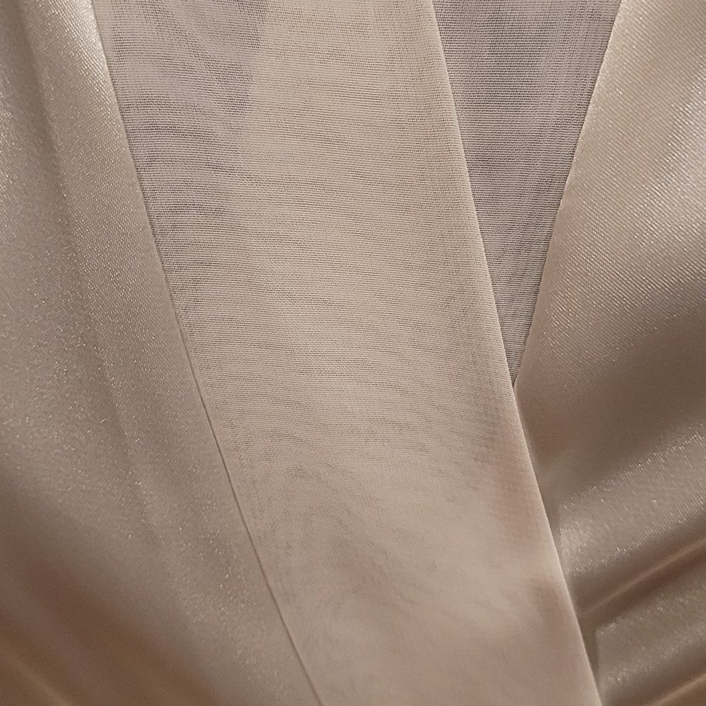 Satin Robe - Picture 8 of 10